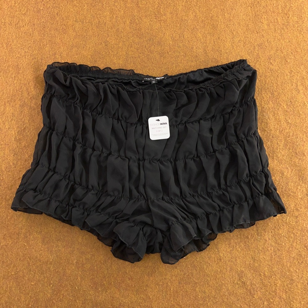 Fashion Nova Womens XL Black Ruched Ruffle Sheer Overlay Shorts NWT